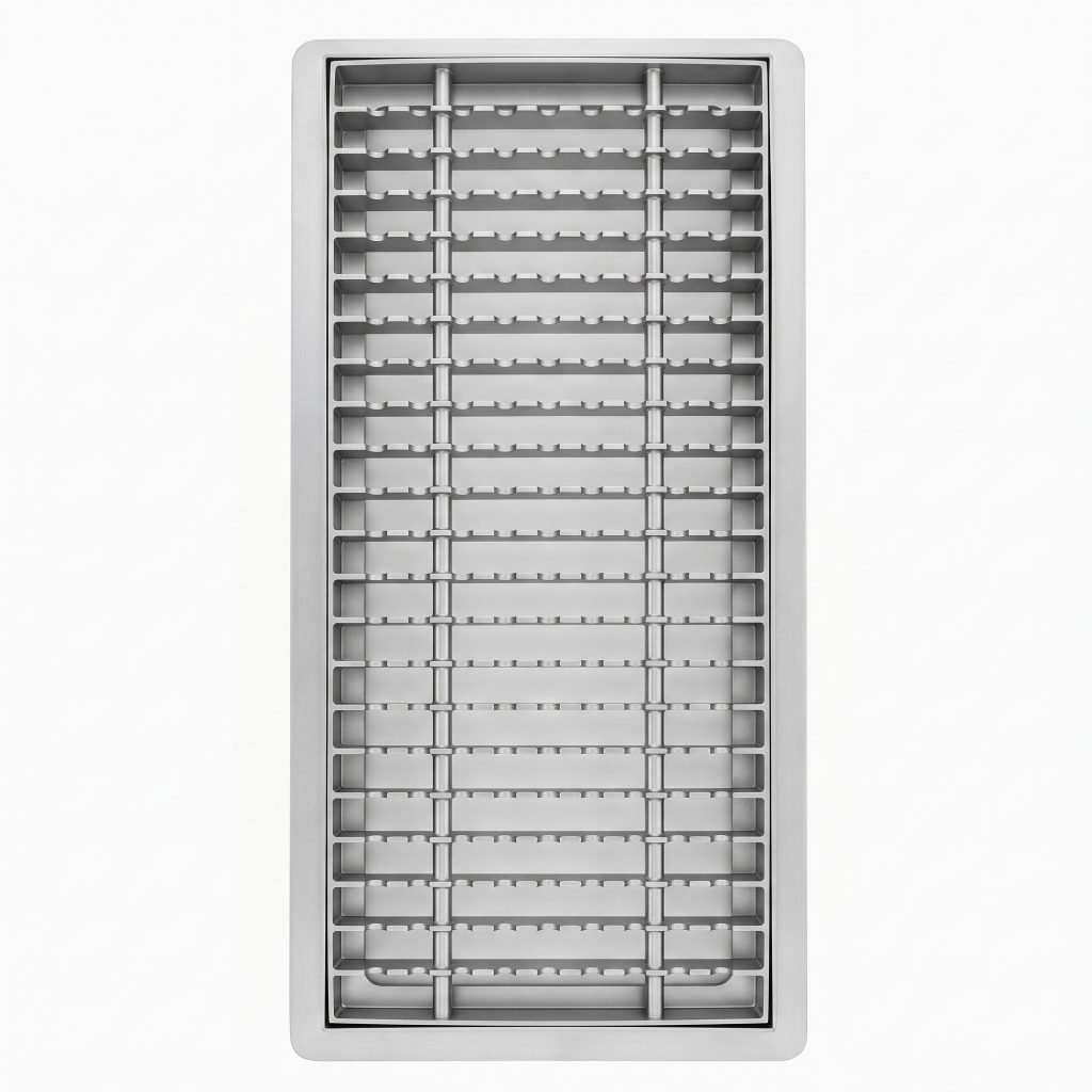 SS CHANNEL WITH SS SHEET STRIP 25 × 3 MM GRATING